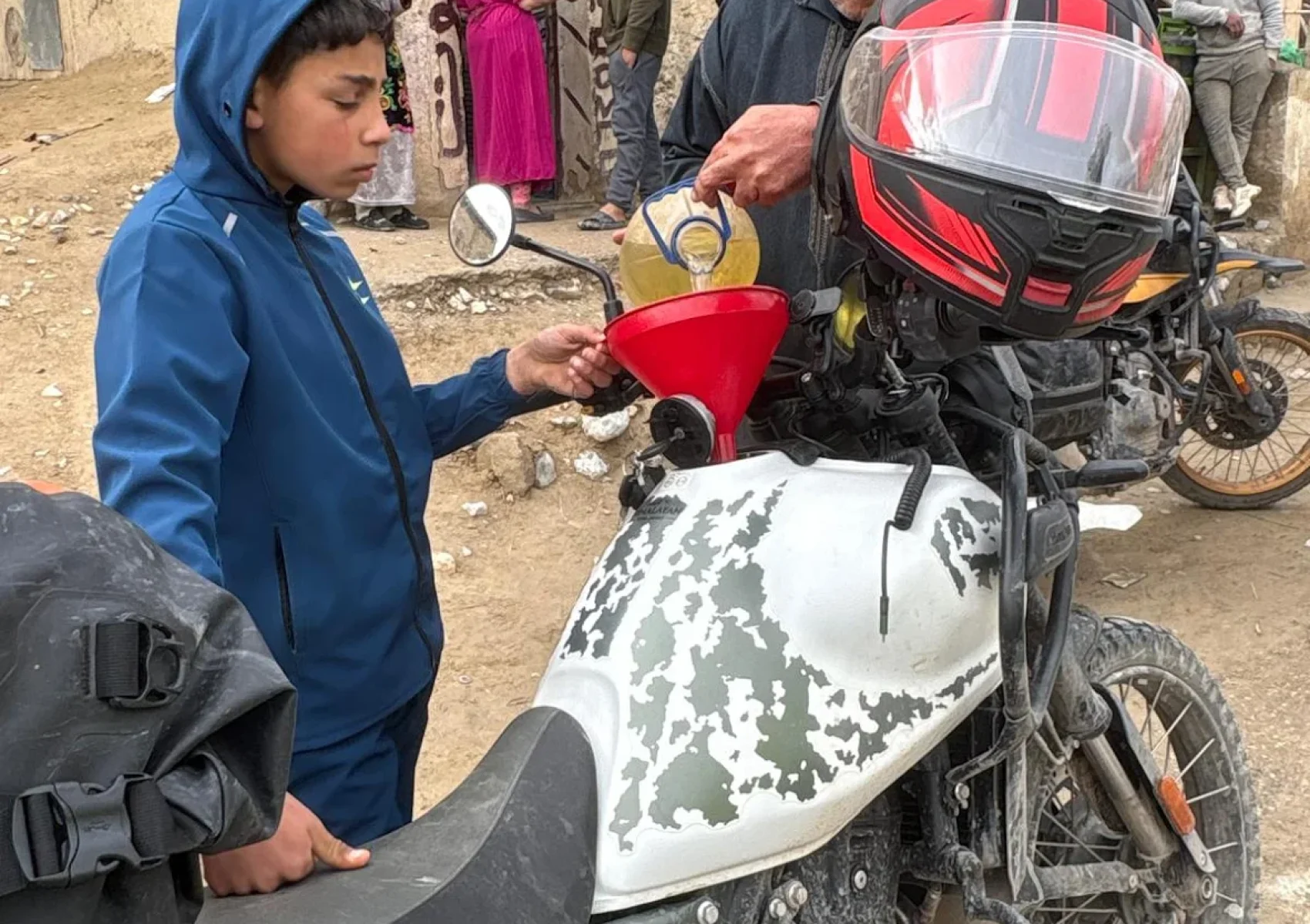 motorcycle-fuel-stop-morocco-real-travel-experience